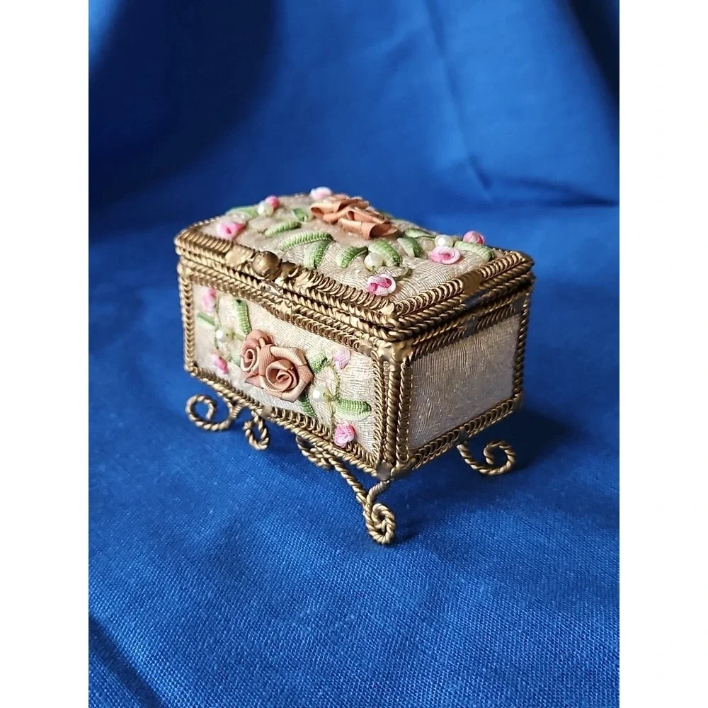 Hollywood Regency Trinket Box Footed Twist Gold Ribbon Embroidery Shabby Chic‎